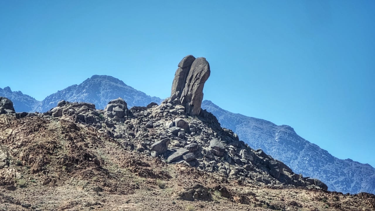 “SINAI – THE HOLY MOUNTAIN” 4k – A meditative journey.
